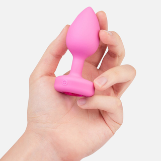 Remote Control Vibrating Dildo Jewelled Heart Plug- S/M