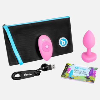 Remote Control Vibrating Dildo Jewelled Heart Plug- S/M